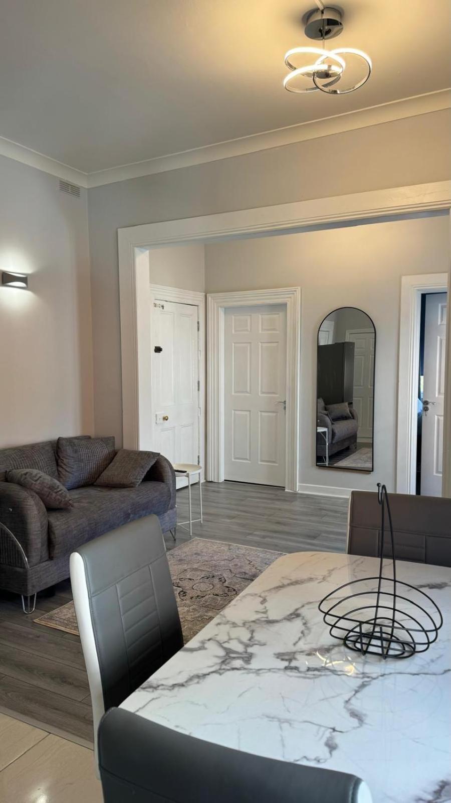 Modern 2-bedroom Apartment-dublin
