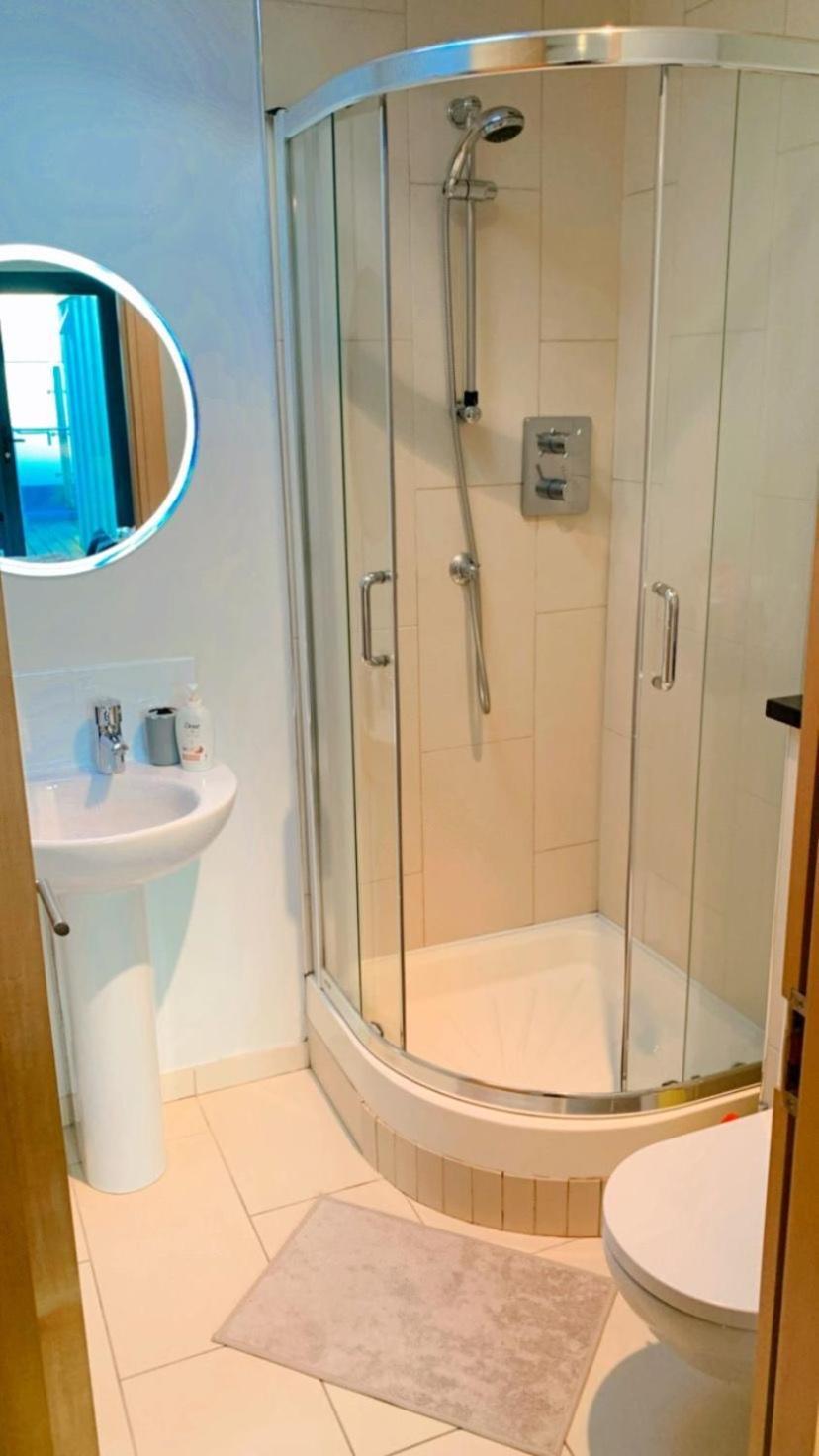 Luxurious Ensuite Kingsize Bedroom *