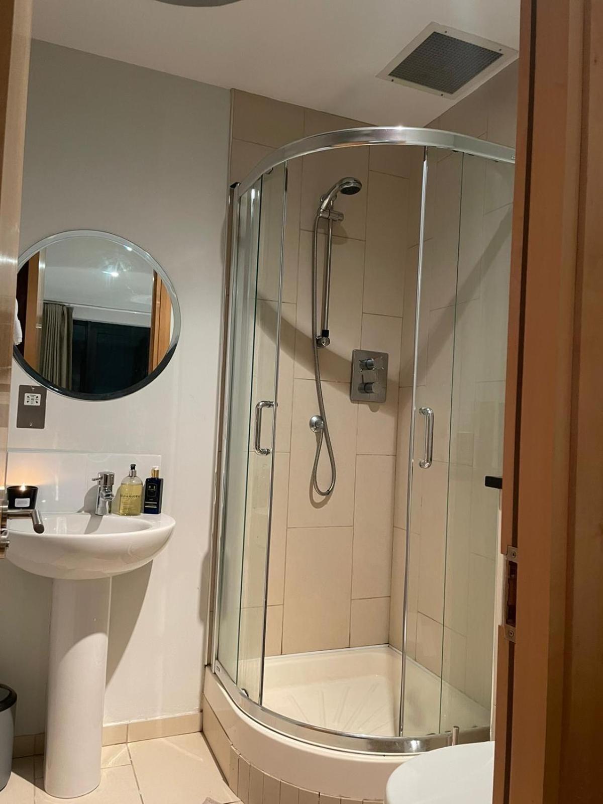 Luxurious Ensuite Kingsize Bedroom * Dublin