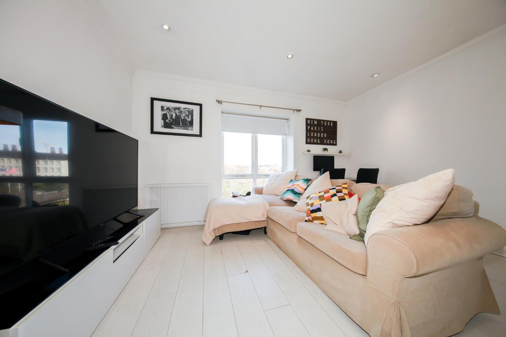 Stylish And Trendy 2br Near Centre Dublin