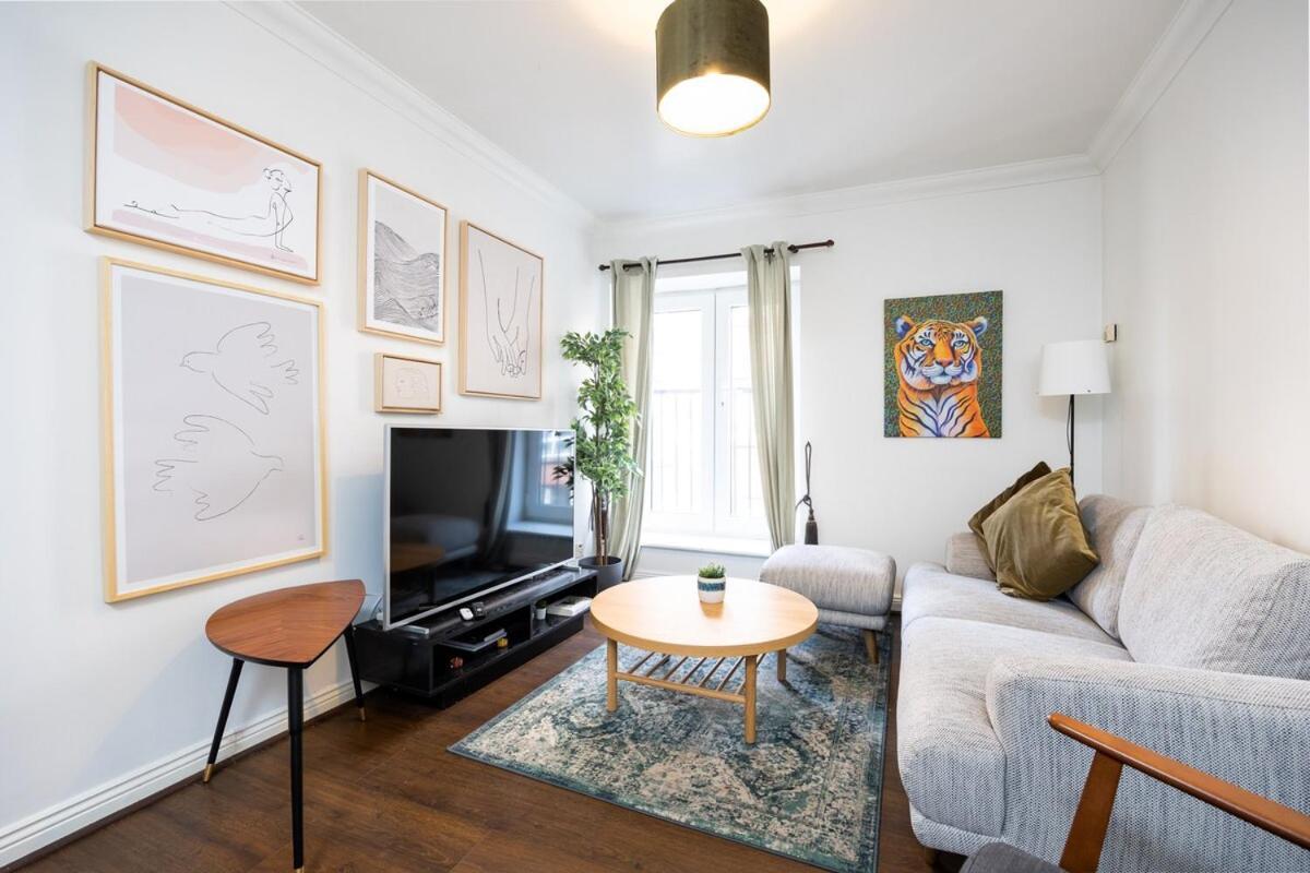 2br With Balcony *