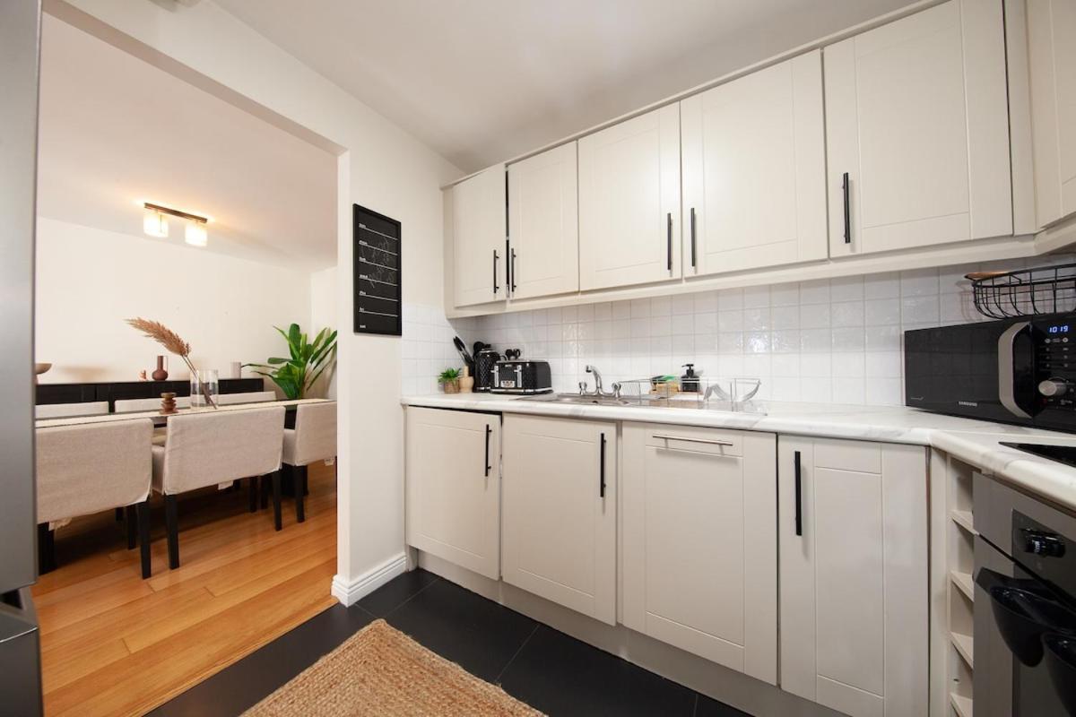 Exquisite And Modern 2bed In Centre