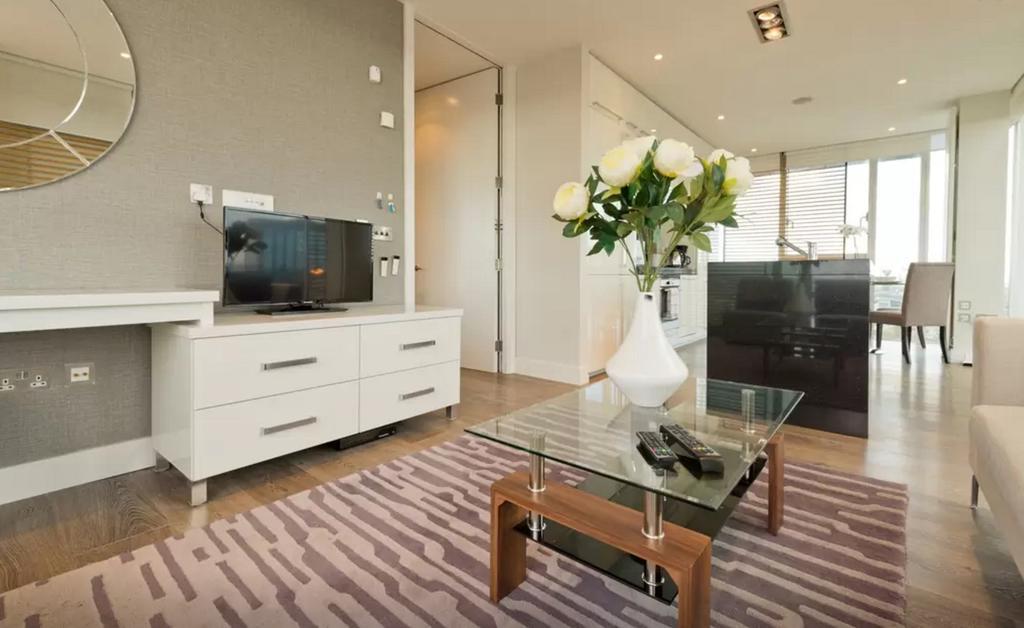 Apartment Luxury High-rise