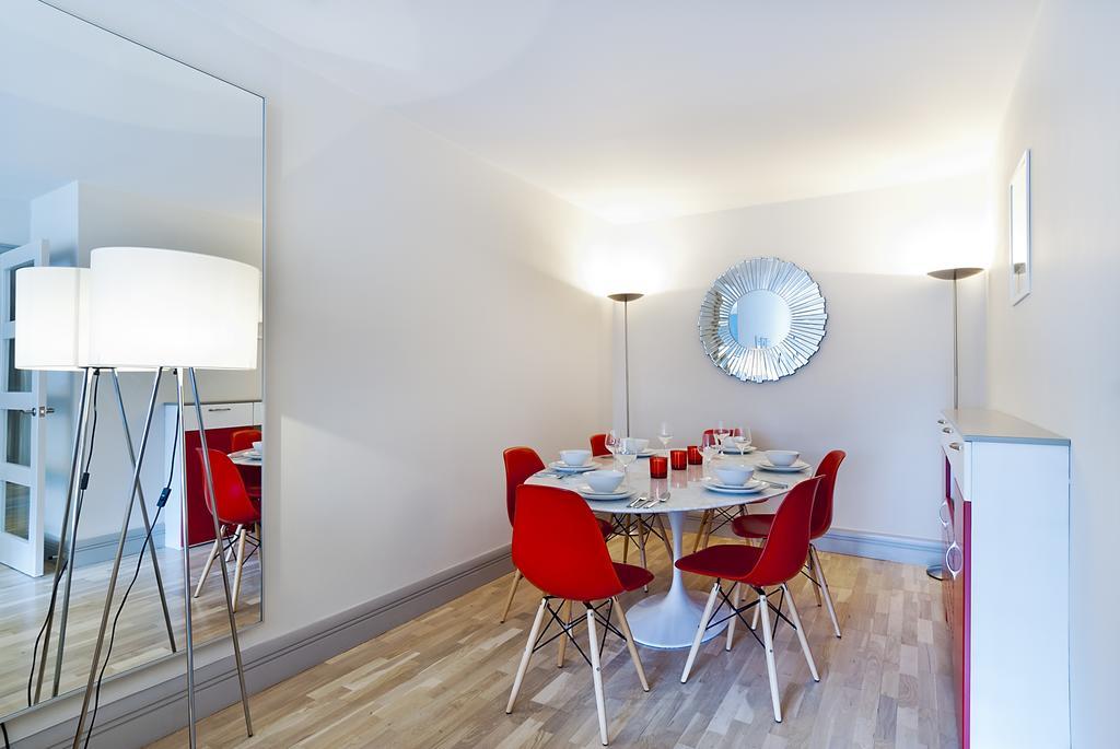 60 Adelaide Square Apartment