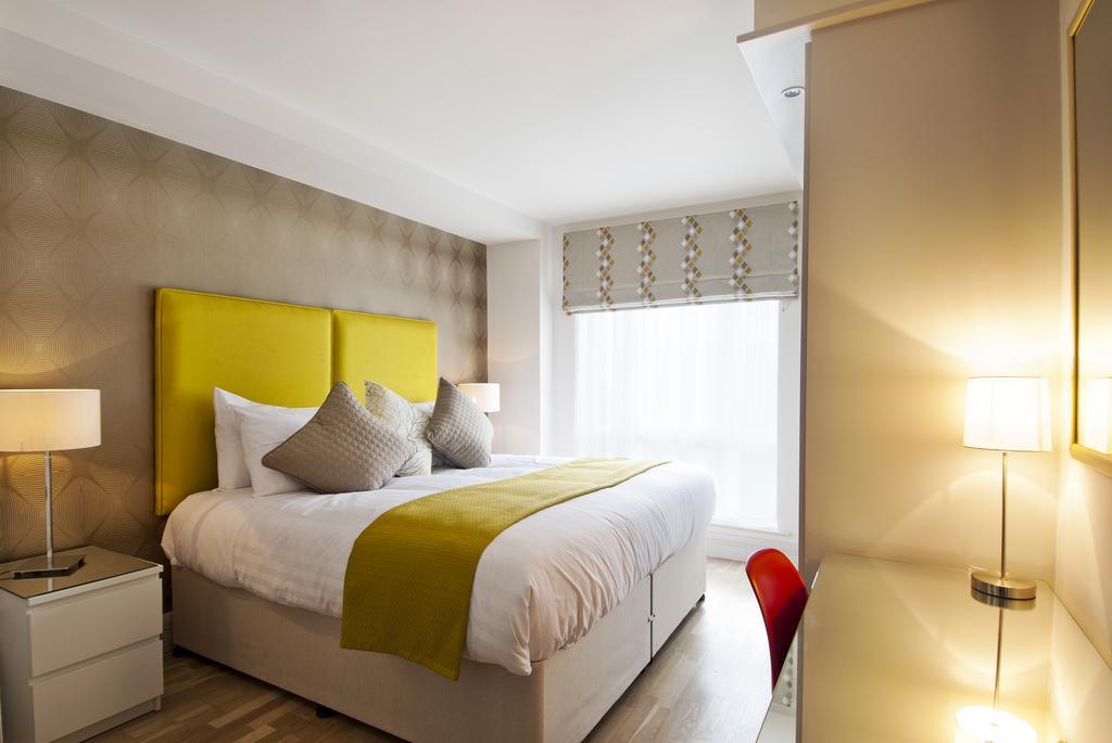 Apartment 60 Adelaide Square *