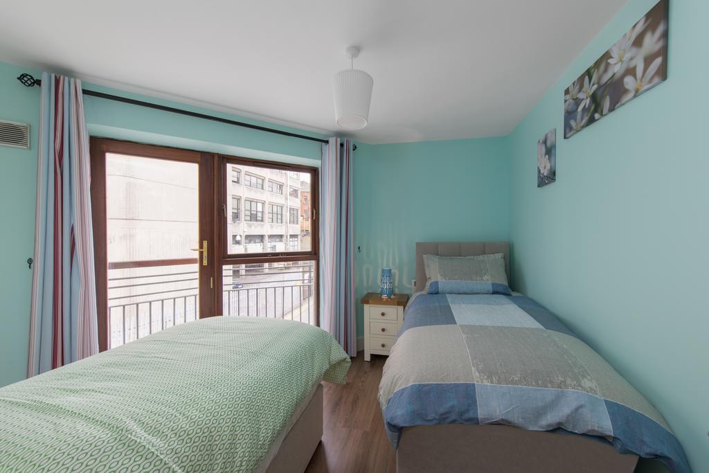 Apartment Spacious 2-bedroom Near O'connell St *