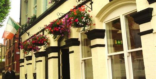 Phoenix Park Hotel 3*