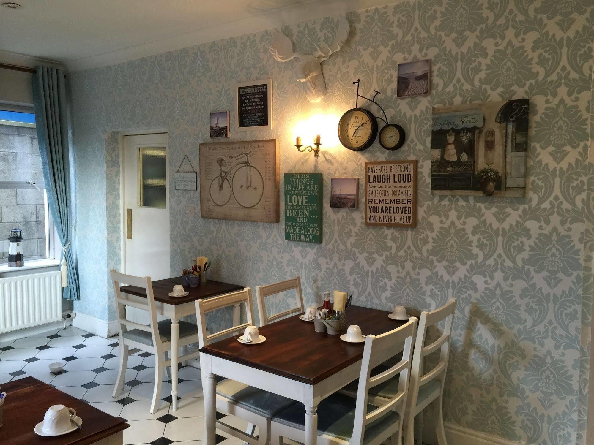 Hotel Charleville 3*