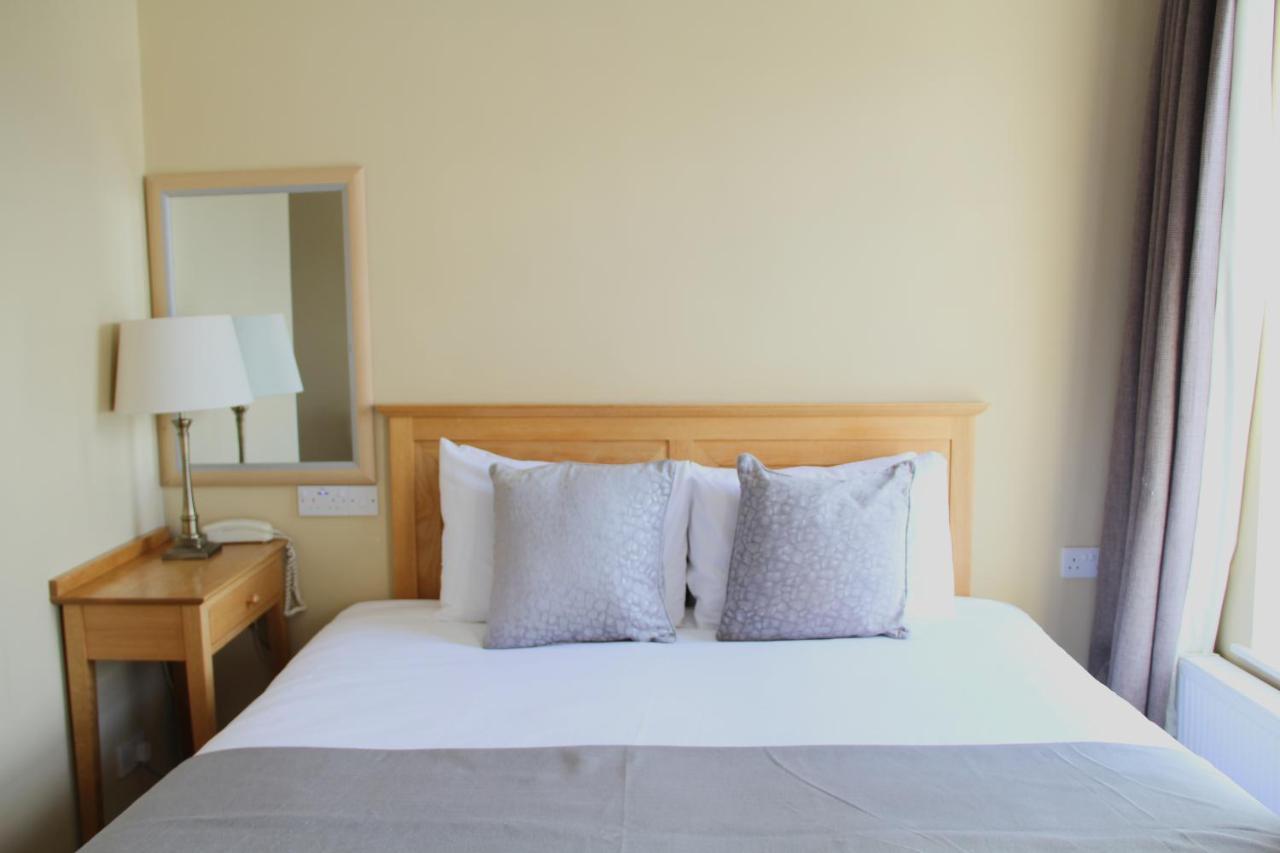 Latchfords Townhouse 3*