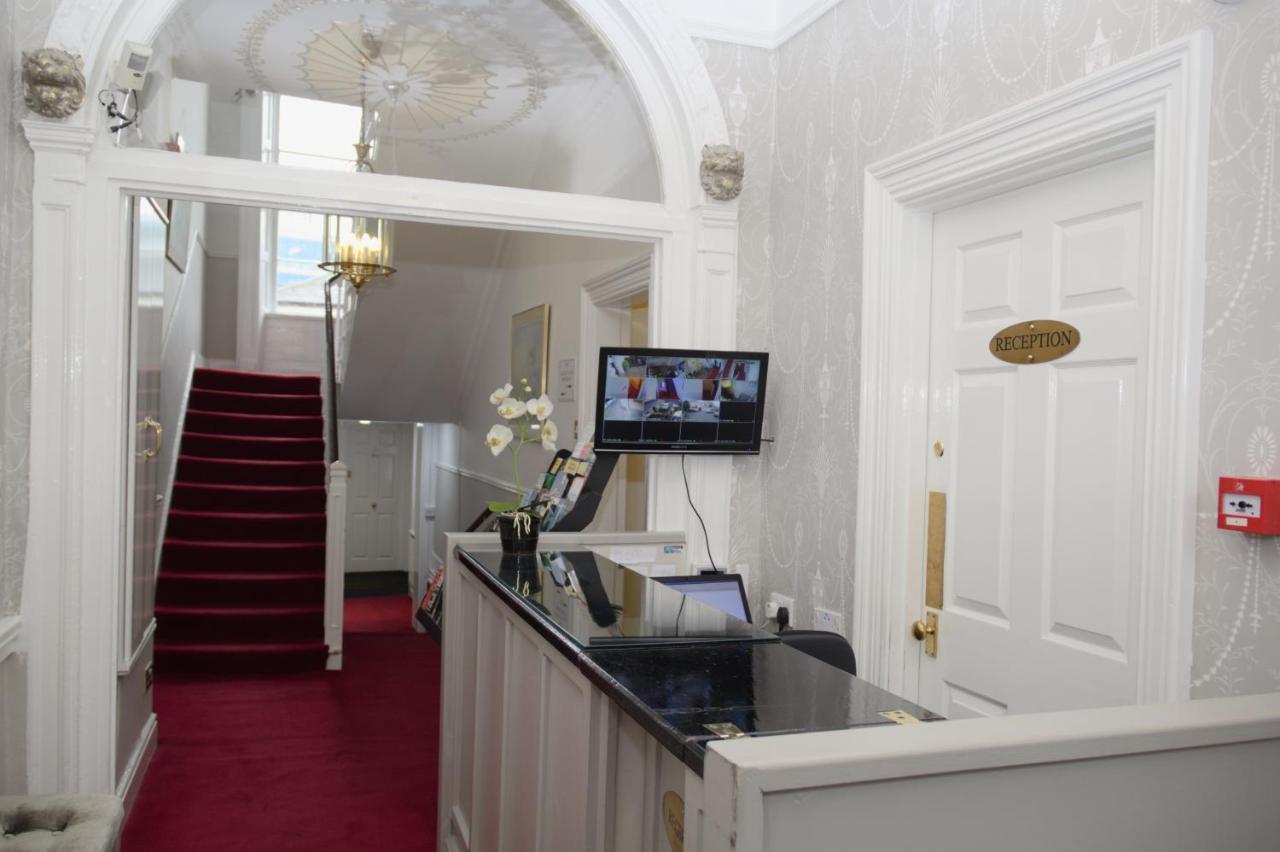 Latchfords Townhouse 3*