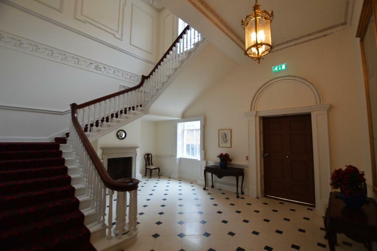 Apartment Henrietta Centre