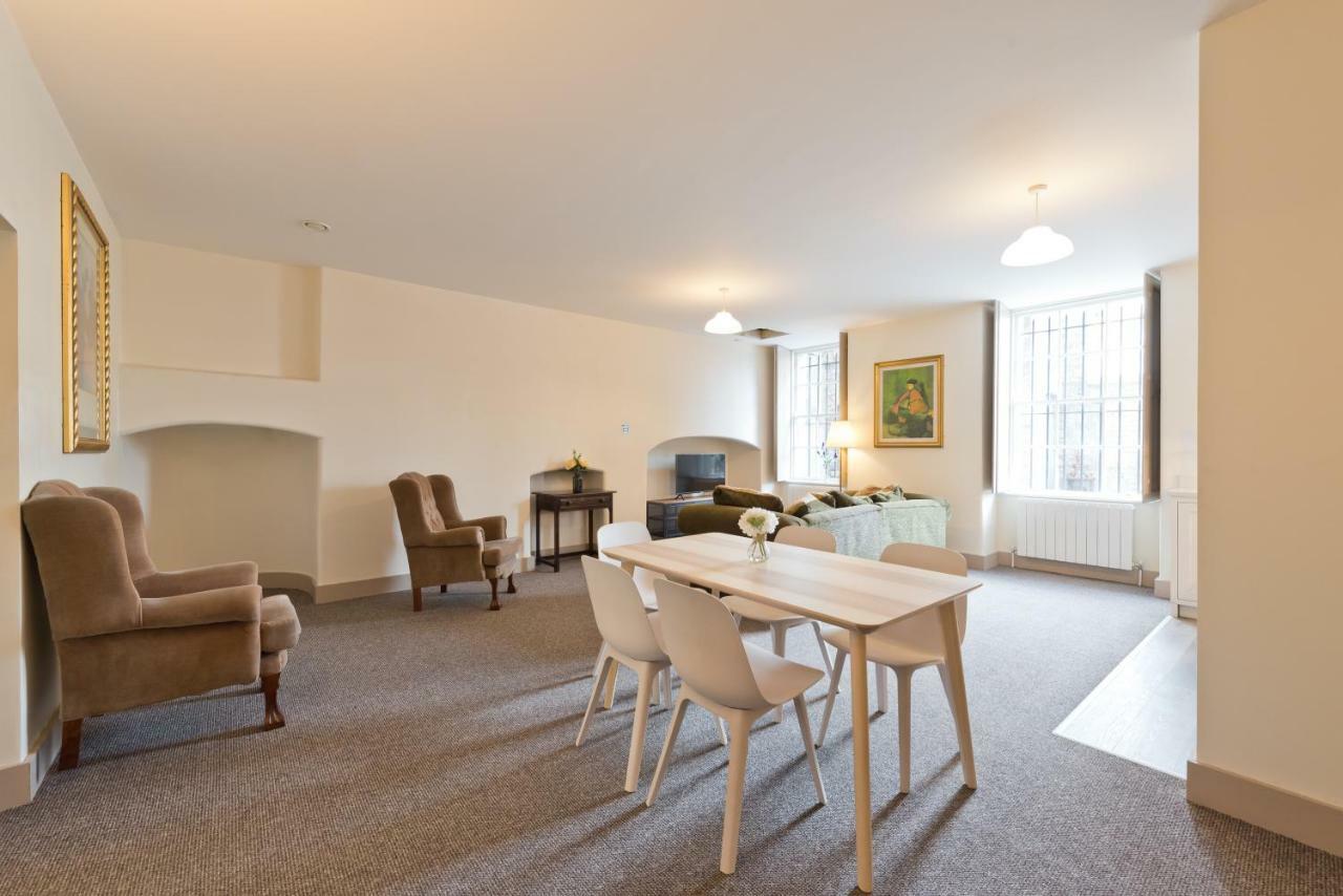 Apartment Henrietta Centre Dublin