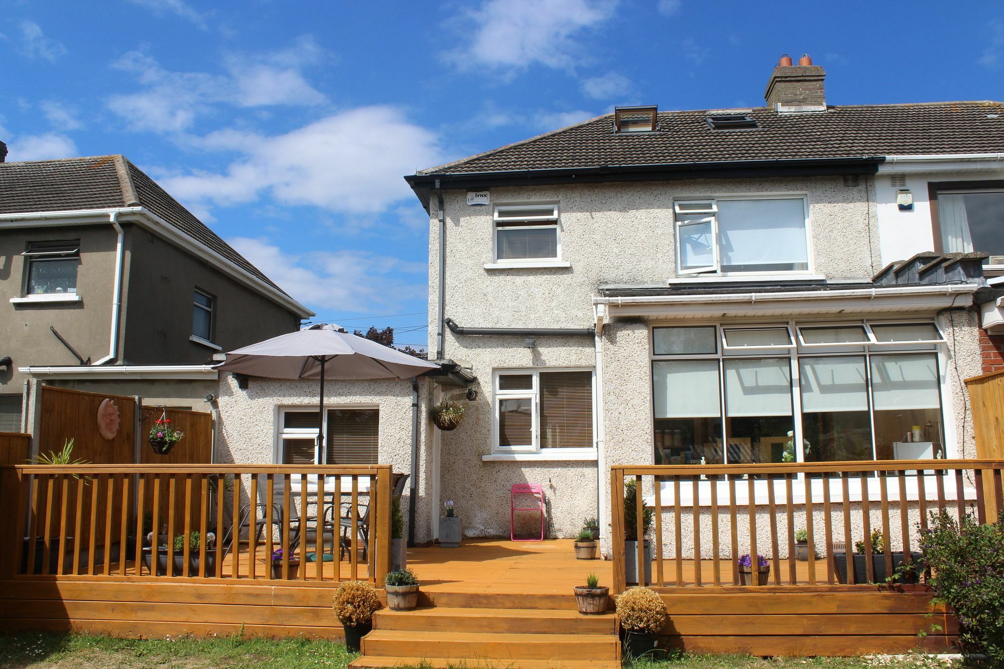 Irish Family In Homestay *