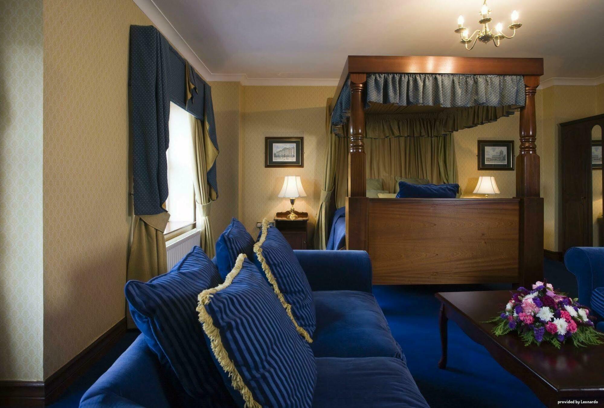 Sheldon Park And Leisure Club Hotel 3*