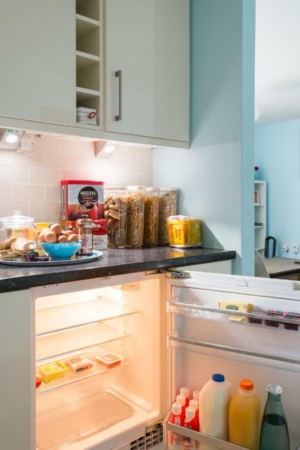 Spacious 2-bedroom Near O'connell St Apartment *