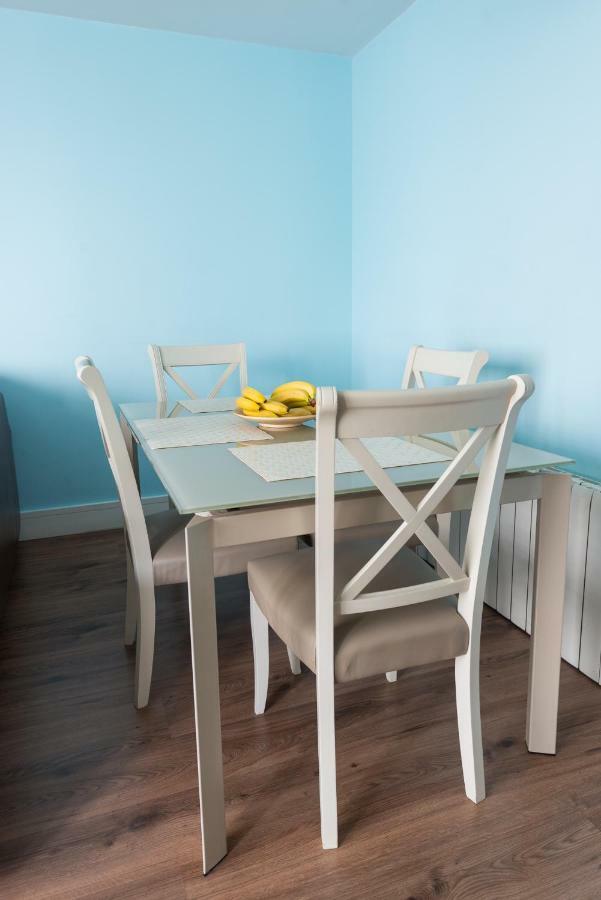 Spacious 2-bedroom Near O'connell St Apartment *